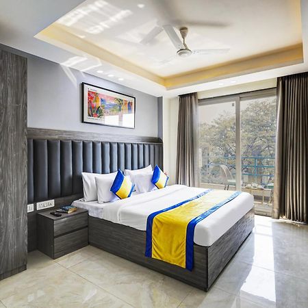 גורגאון 1Bhk Suites Opp Marriott - Huda City Centre מראה חיצוני תמונה