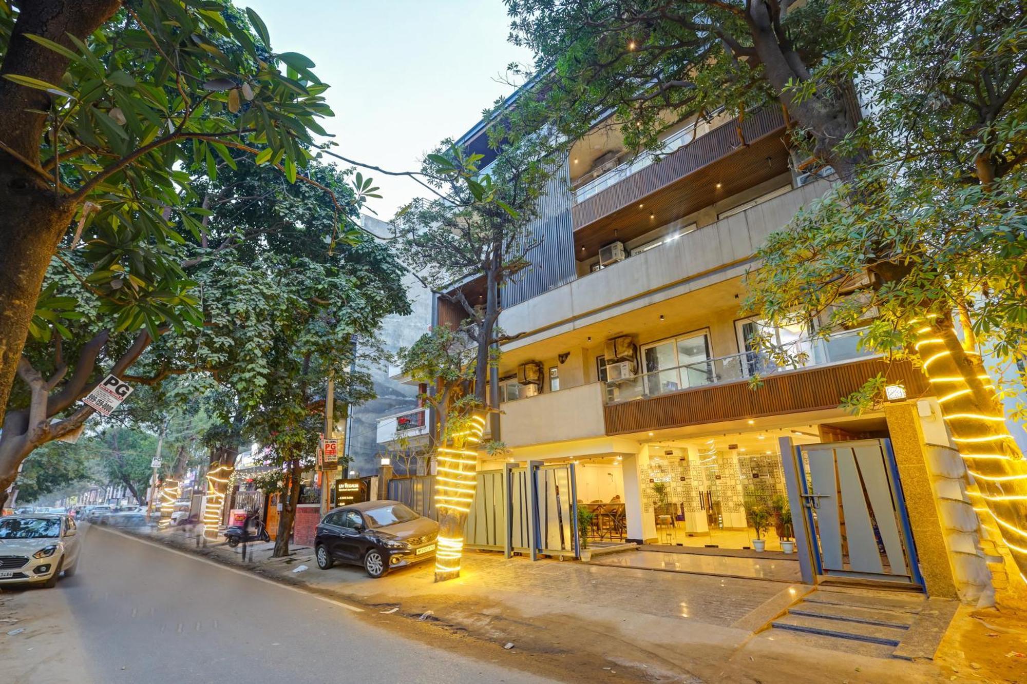 גורגאון 1Bhk Suites Opp Marriott - Huda City Centre מראה חיצוני תמונה