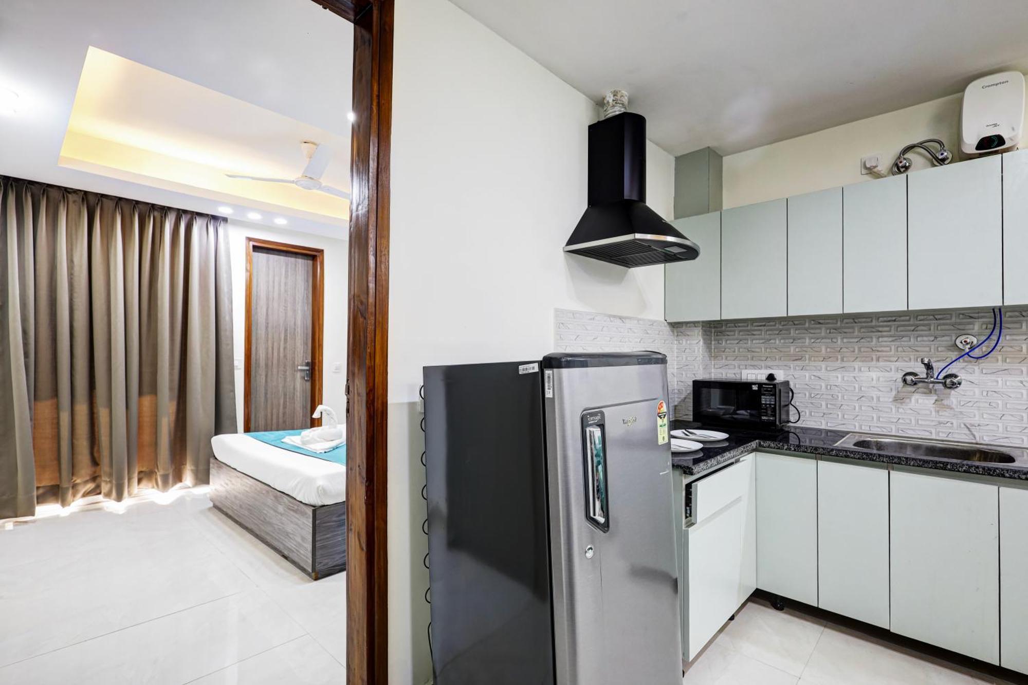 גורגאון 1Bhk Suites Opp Marriott - Huda City Centre מראה חיצוני תמונה