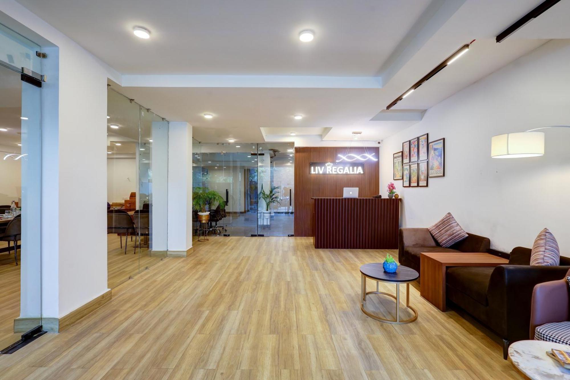 גורגאון 1Bhk Suites Opp Marriott - Huda City Centre מראה חיצוני תמונה