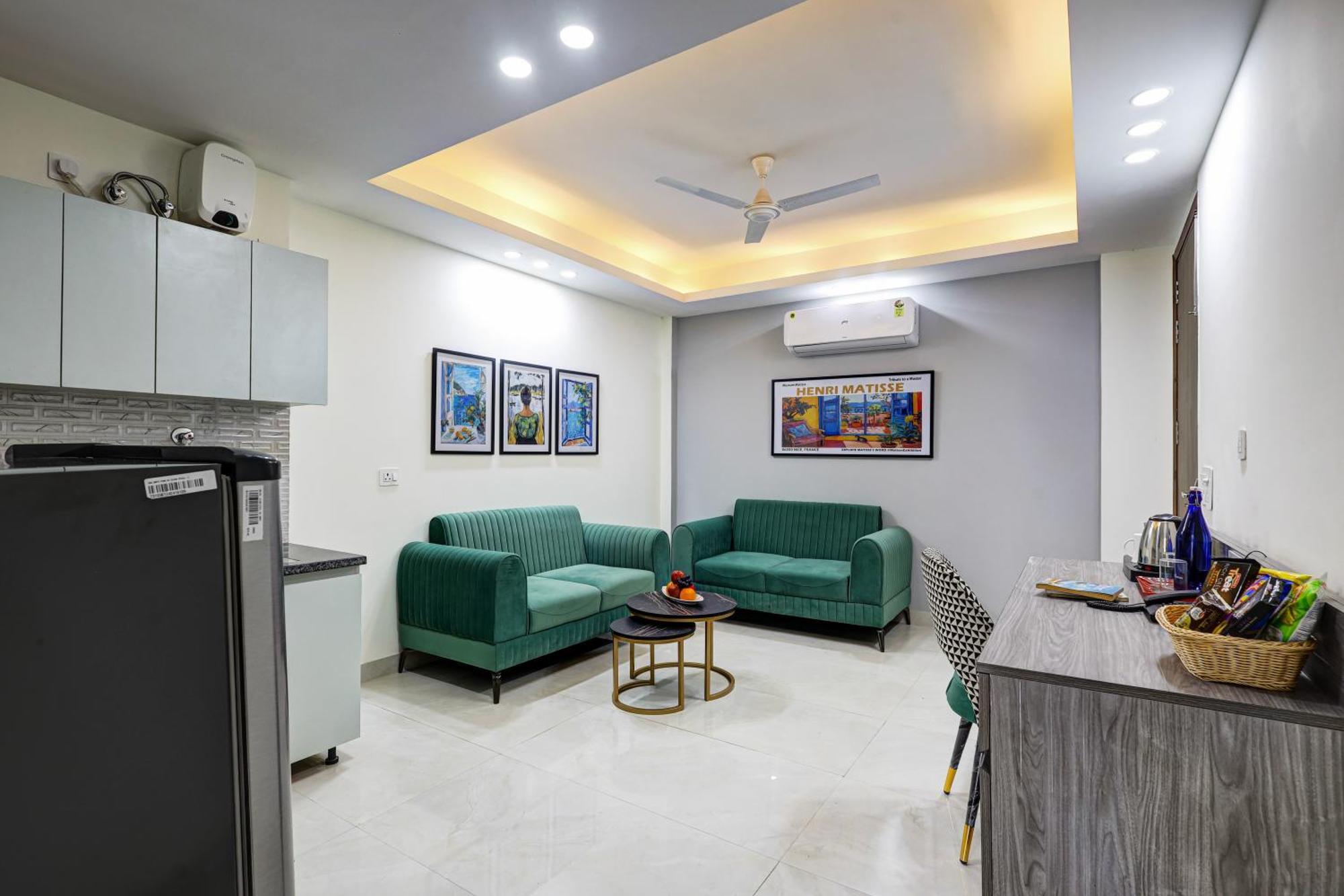 גורגאון 1Bhk Suites Opp Marriott - Huda City Centre מראה חיצוני תמונה