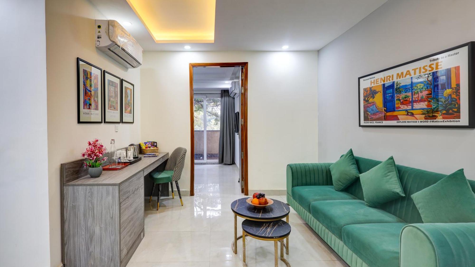גורגאון 1Bhk Suites Opp Marriott - Huda City Centre מראה חיצוני תמונה