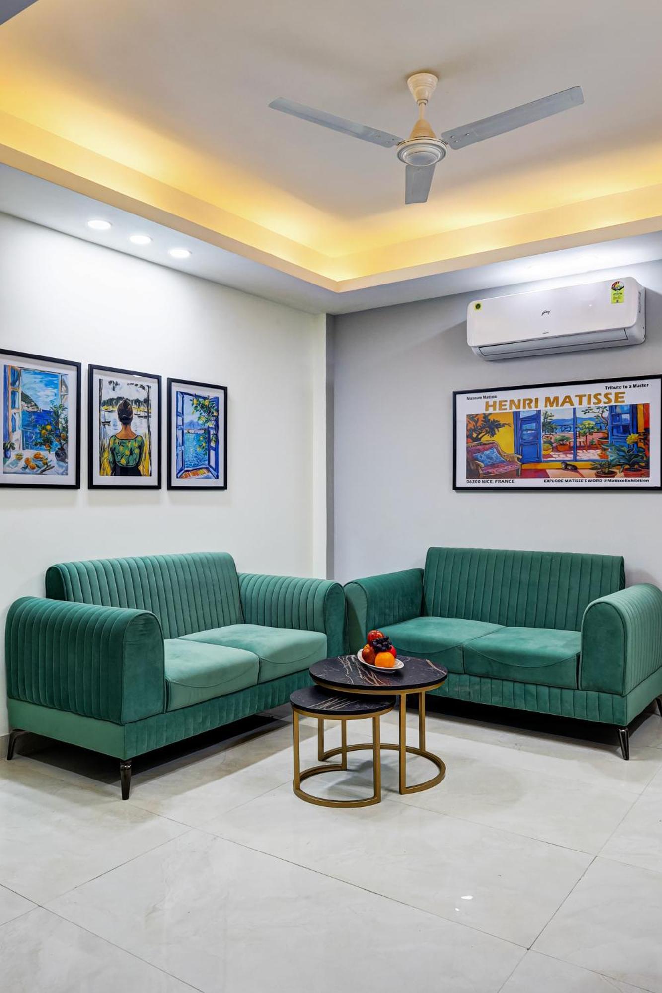 גורגאון 1Bhk Suites Opp Marriott - Huda City Centre מראה חיצוני תמונה
